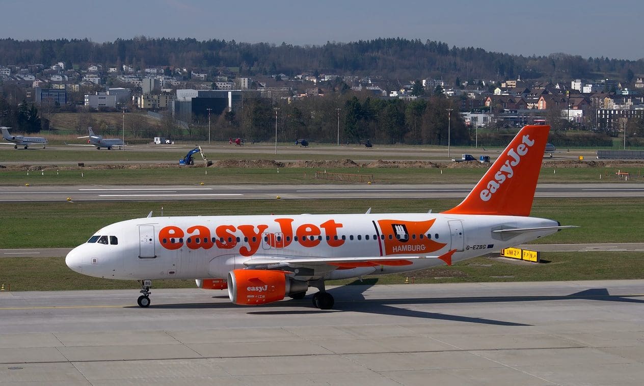 Easy Jet CFO announces departure