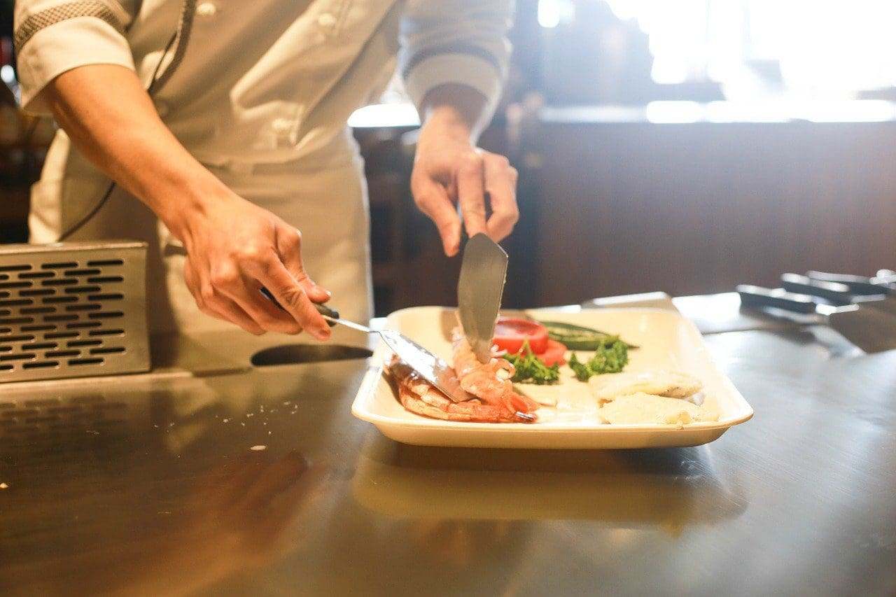 Petitions to wind up restaurants rocket 165% 