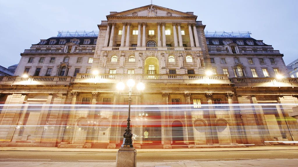 Bank of England won’t introduce negative interest rates, EY reports