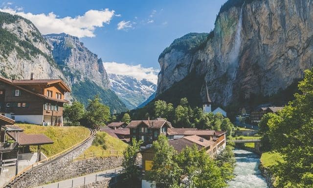 UK and Switzerland strengthen financial services cooperation