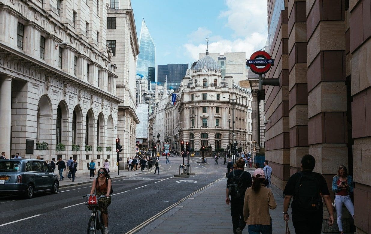 Inflation falls for second consecutive month to 6.8%