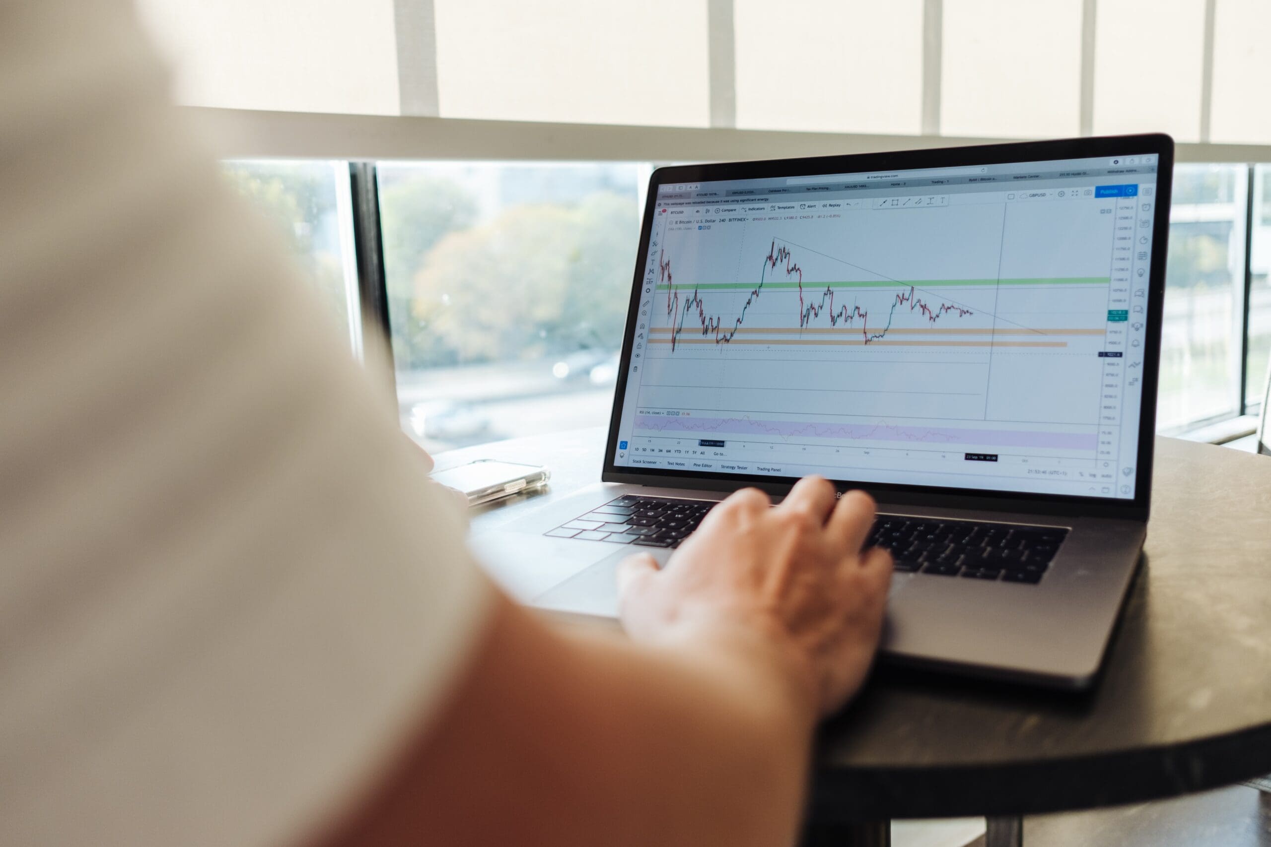 Guide: How to go from accountancy to trading