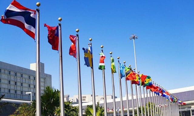 How to advise clients navigating cross-border transactions