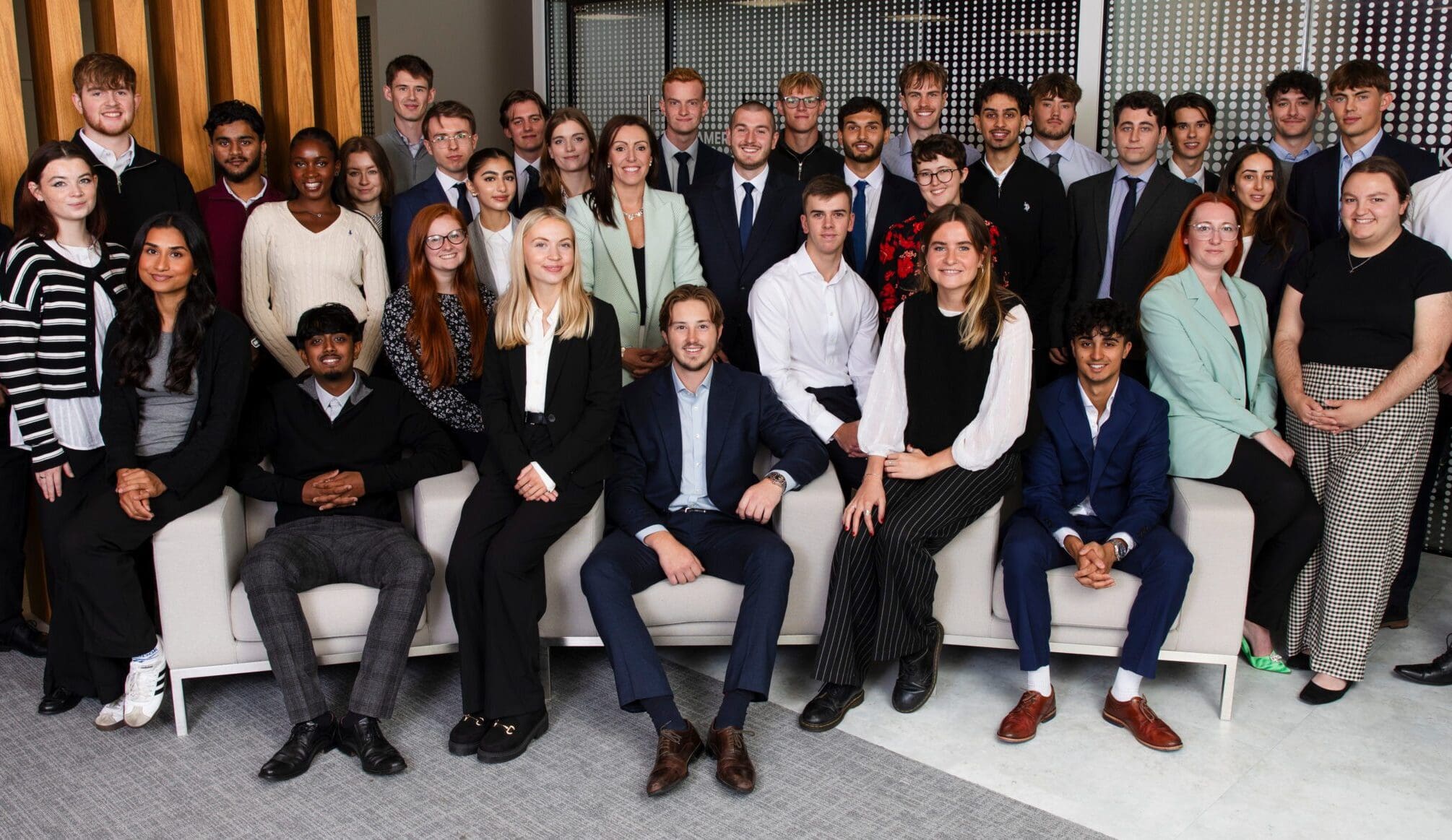 Grant Thornton welcomes 27 trainees in the south west