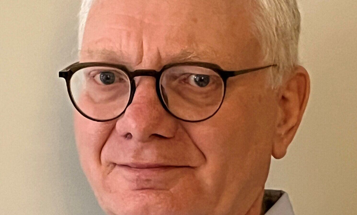 Former PwC audit partner Andrew Hill joins Simmons Gainsford