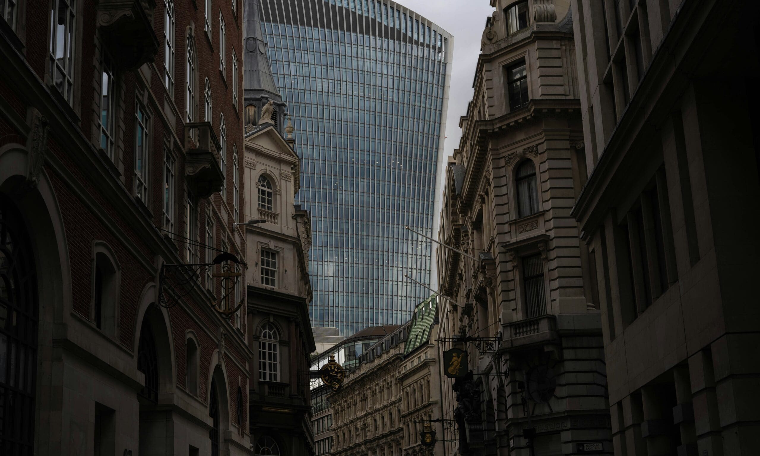 What do accountancy firms stand to gain from IPOs?